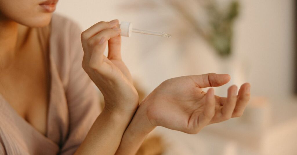 Frankincense oil benefits with direct application 